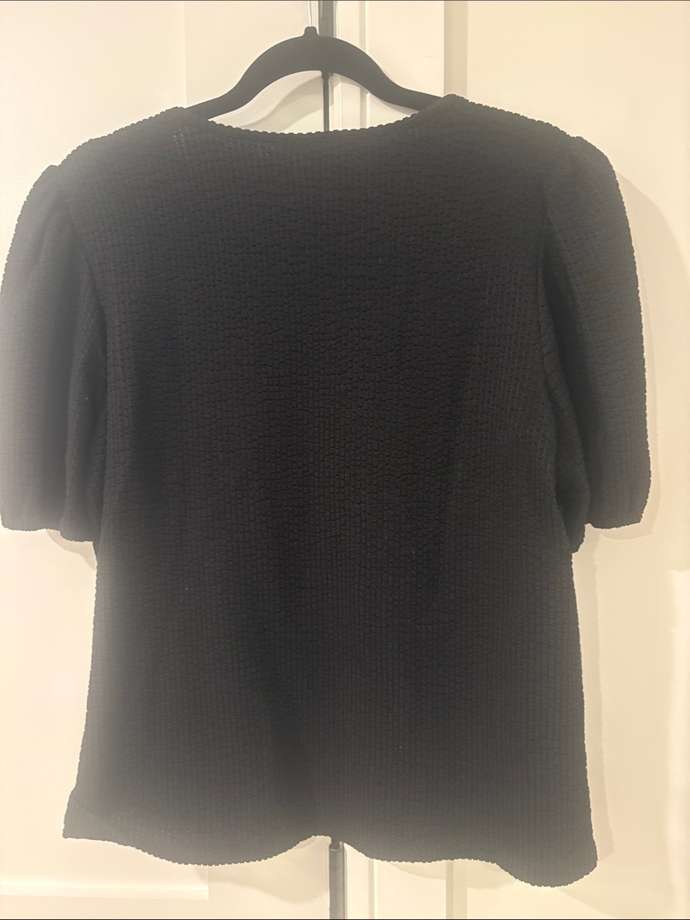 DR2 Woman’s Black Puff Sleeve Waffle Knit Tee Shirt Size Large NWT - Picture 8 of 10